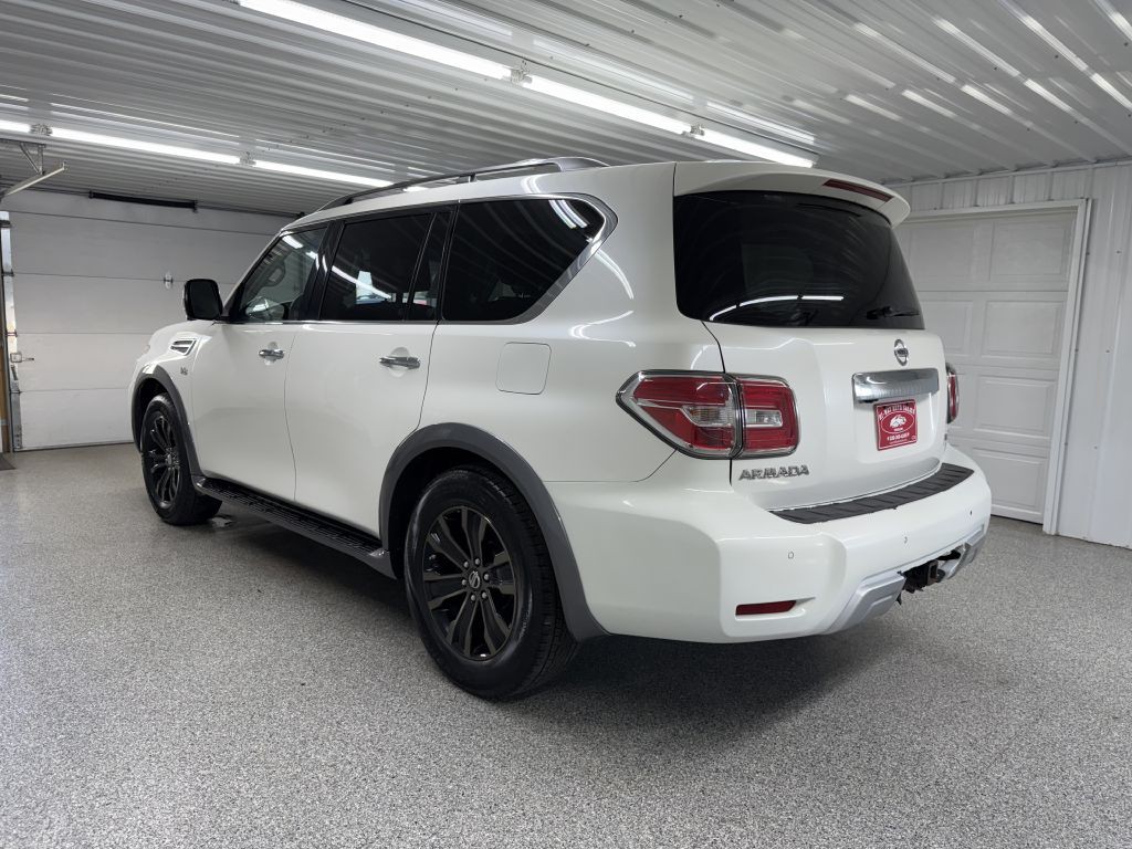 2017 Nissan Armada Image 4