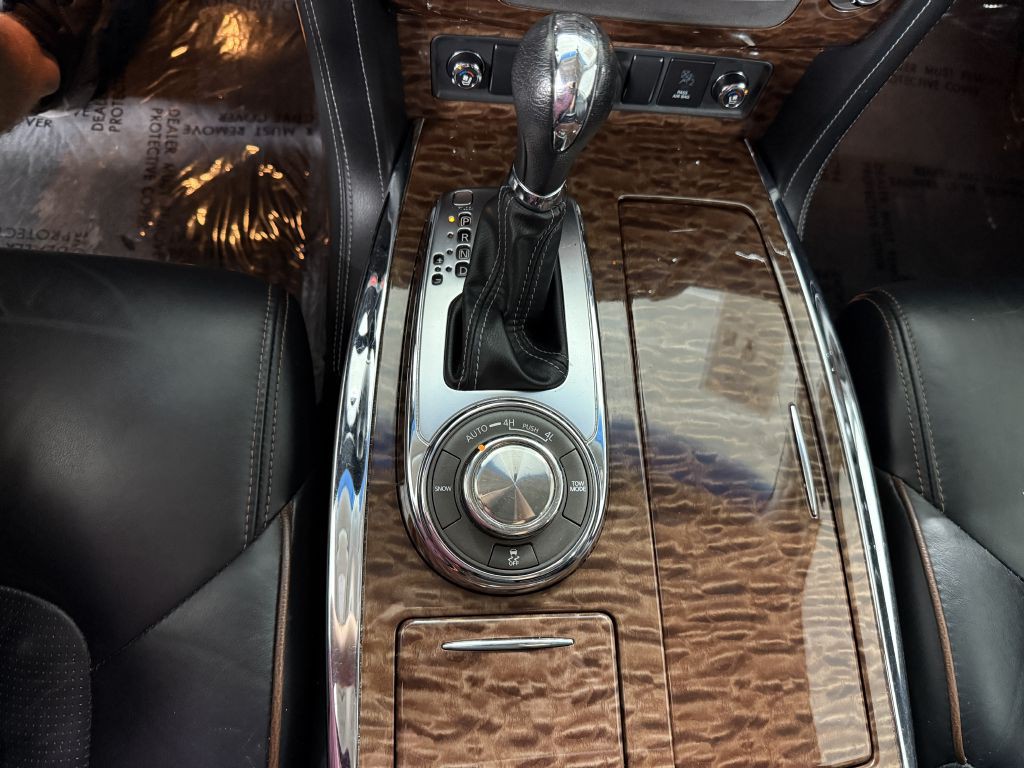 2017 Nissan Armada Image 20