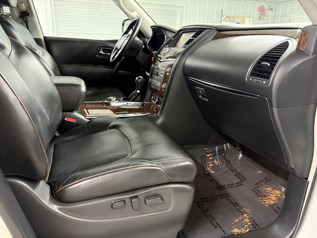 2017 Nissan Armada Image 32