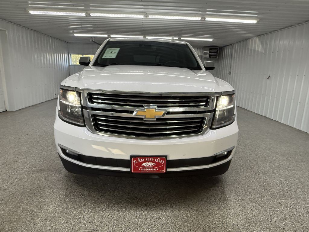 2017 Chevrolet Tahoe Image 2