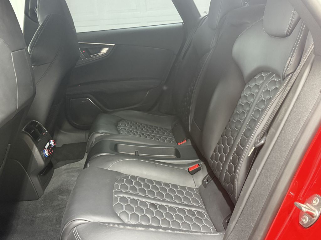 2014 Audi RS7 Image 34