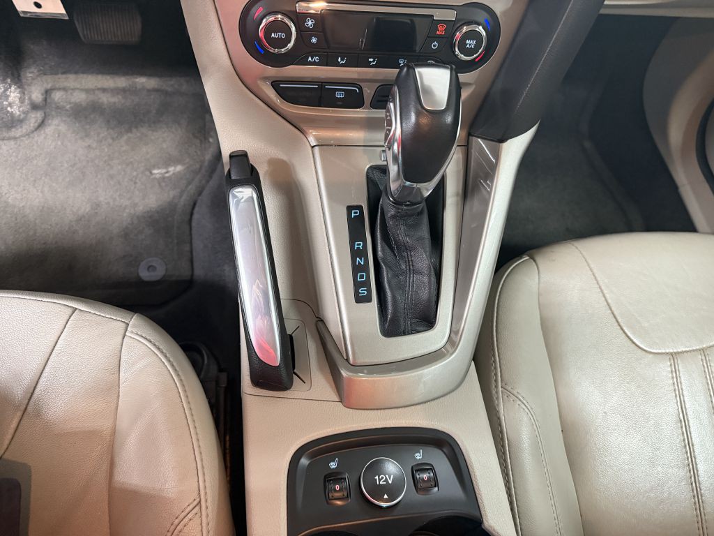 2012 Ford Focus Image 18