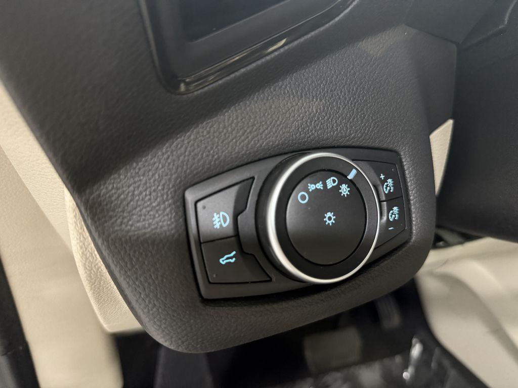 2017 Ford Escape Image 10