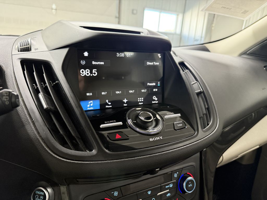 2017 Ford Escape Image 16