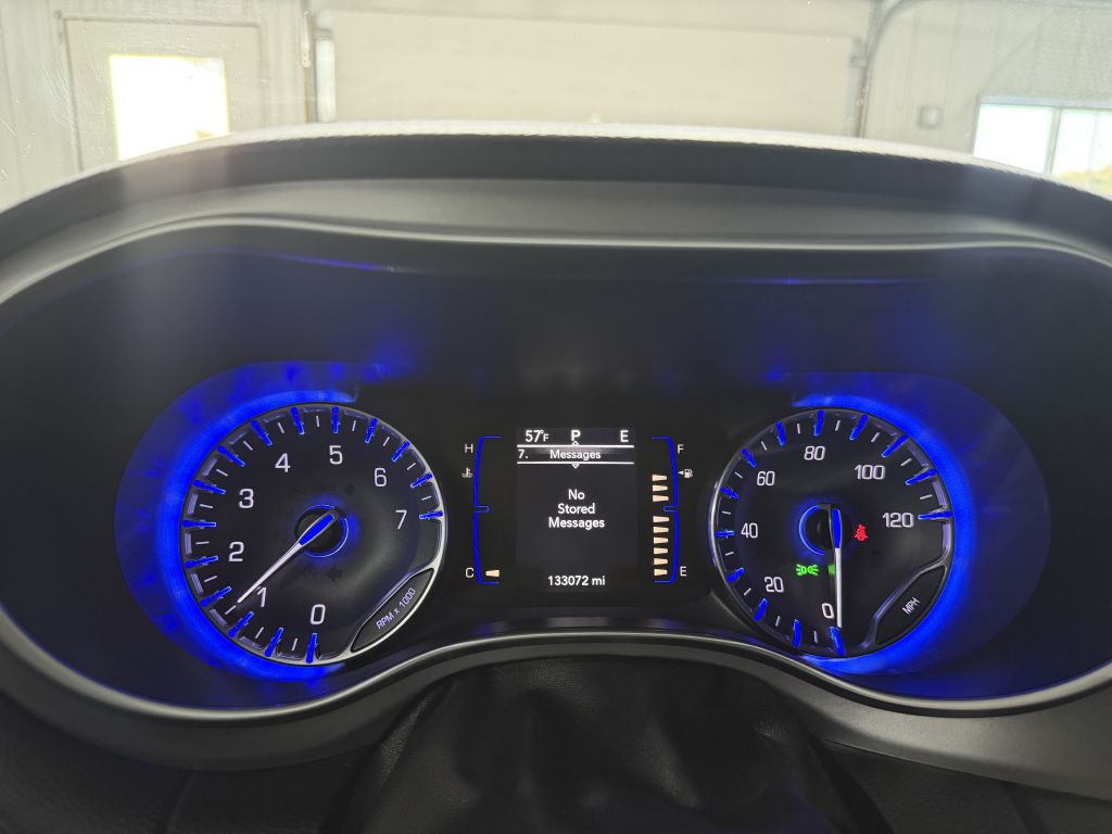 2018 Chrysler Pacifica Image 13