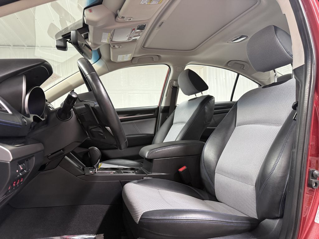 2019 Subaru Legacy Image 10