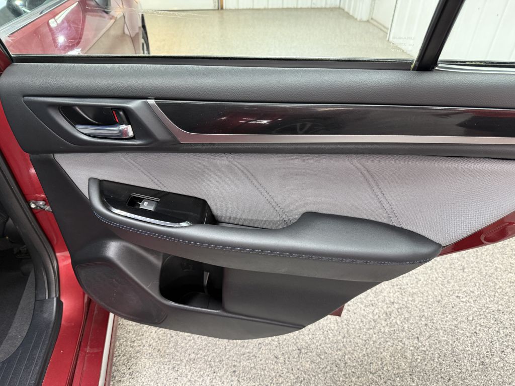 2019 Subaru Legacy Image 30