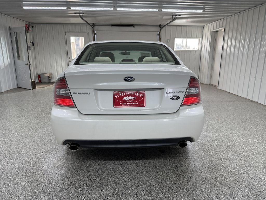2007 Subaru Legacy Image 4