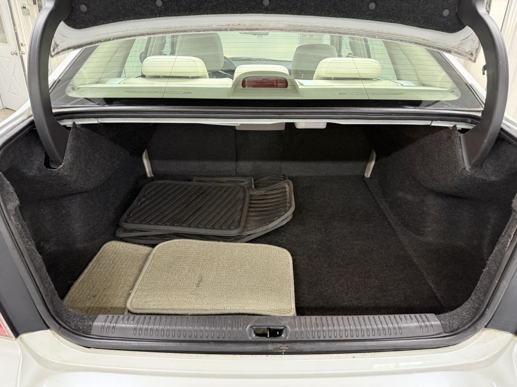 2007 Subaru Legacy Image 22