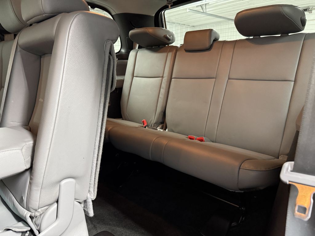 2014 Toyota Sequoia Image 29