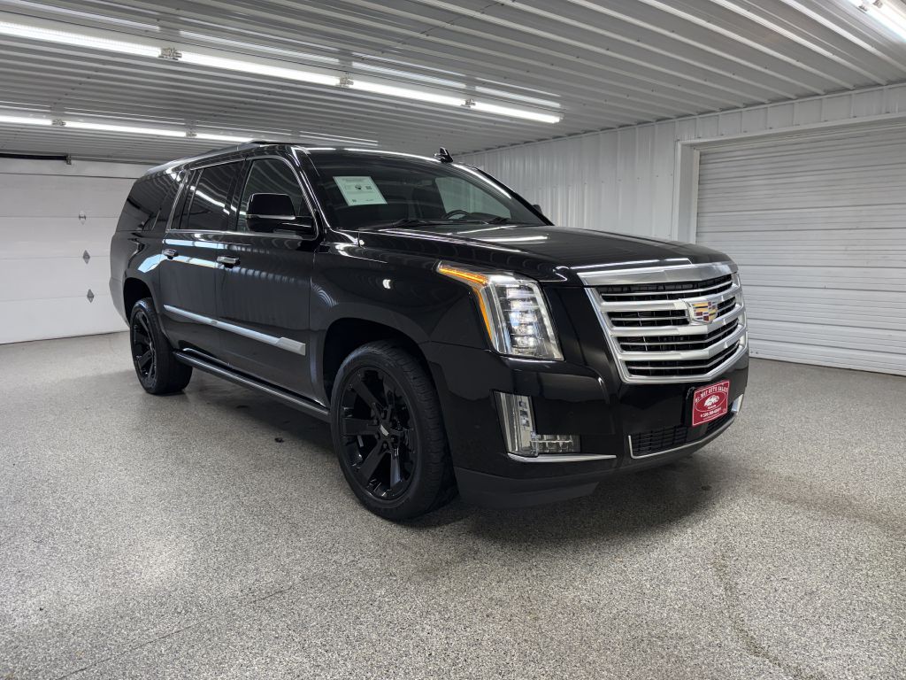 2019 Cadillac Escalade Image 1