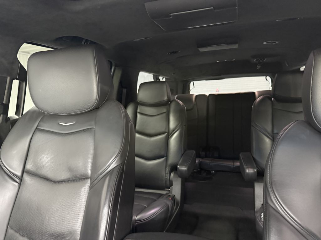 2019 Cadillac Escalade Image 12