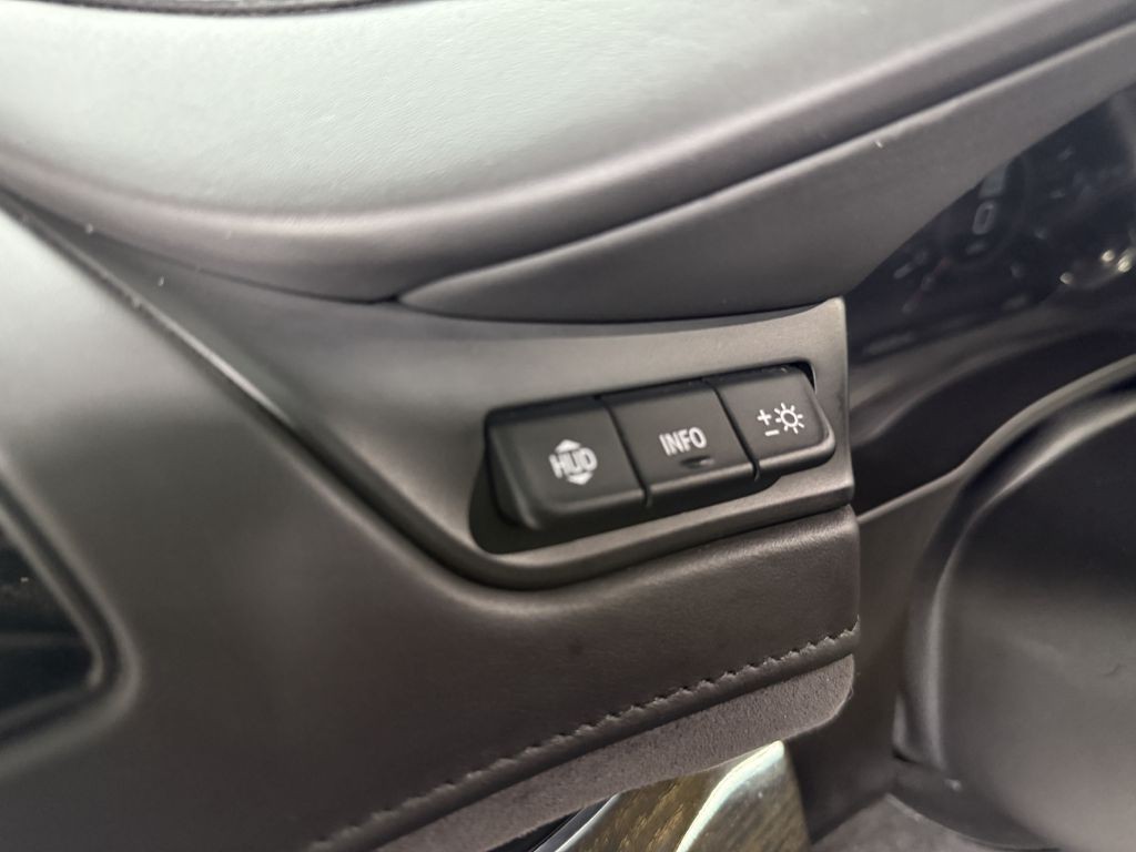 2019 Cadillac Escalade Image 16