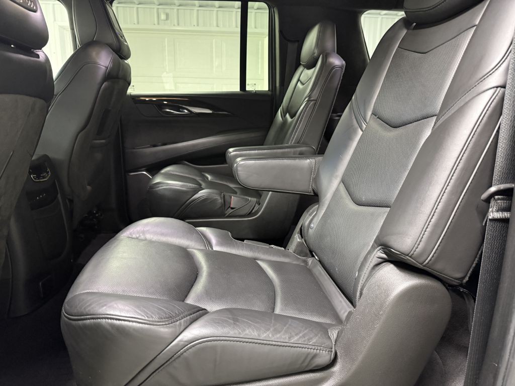 2019 Cadillac Escalade Image 31