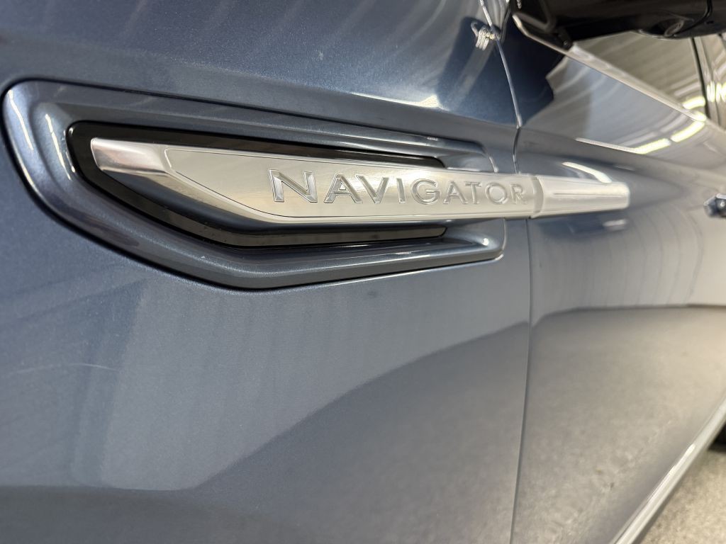 2018 Lincoln Navigator Image 7