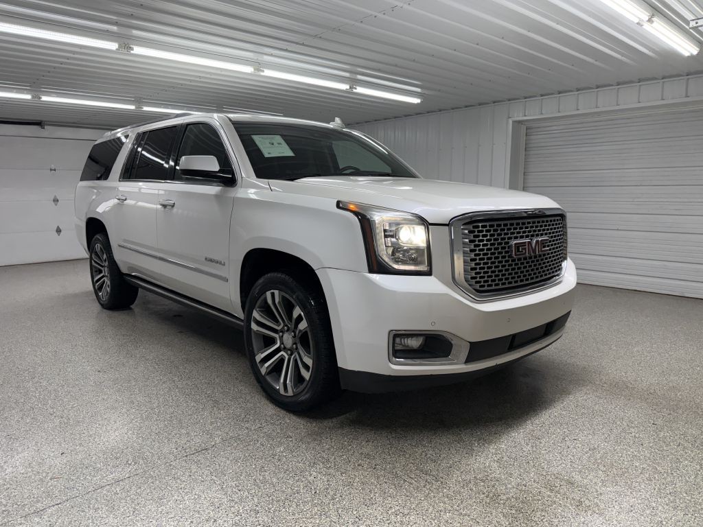 2017 GMC Yukon Image 1