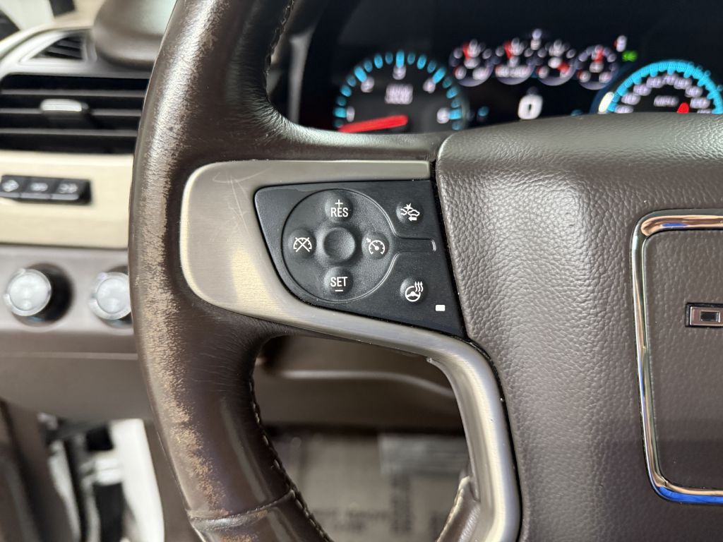 2017 GMC Yukon Image 16