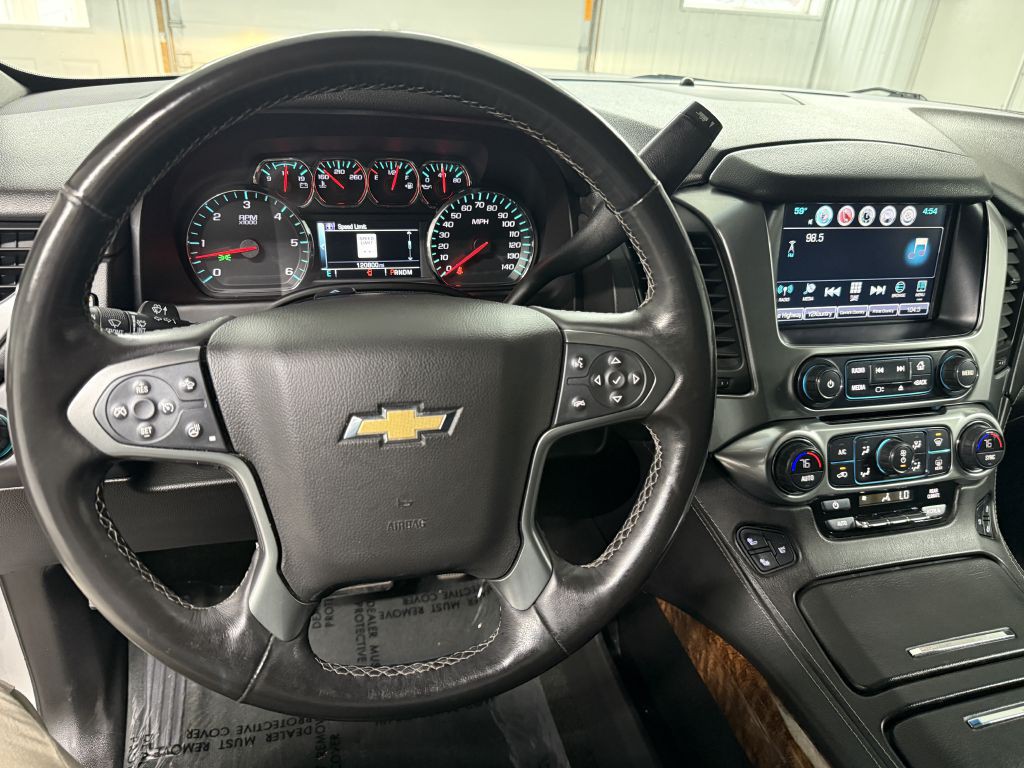 2016 Chevrolet Suburban Image 16