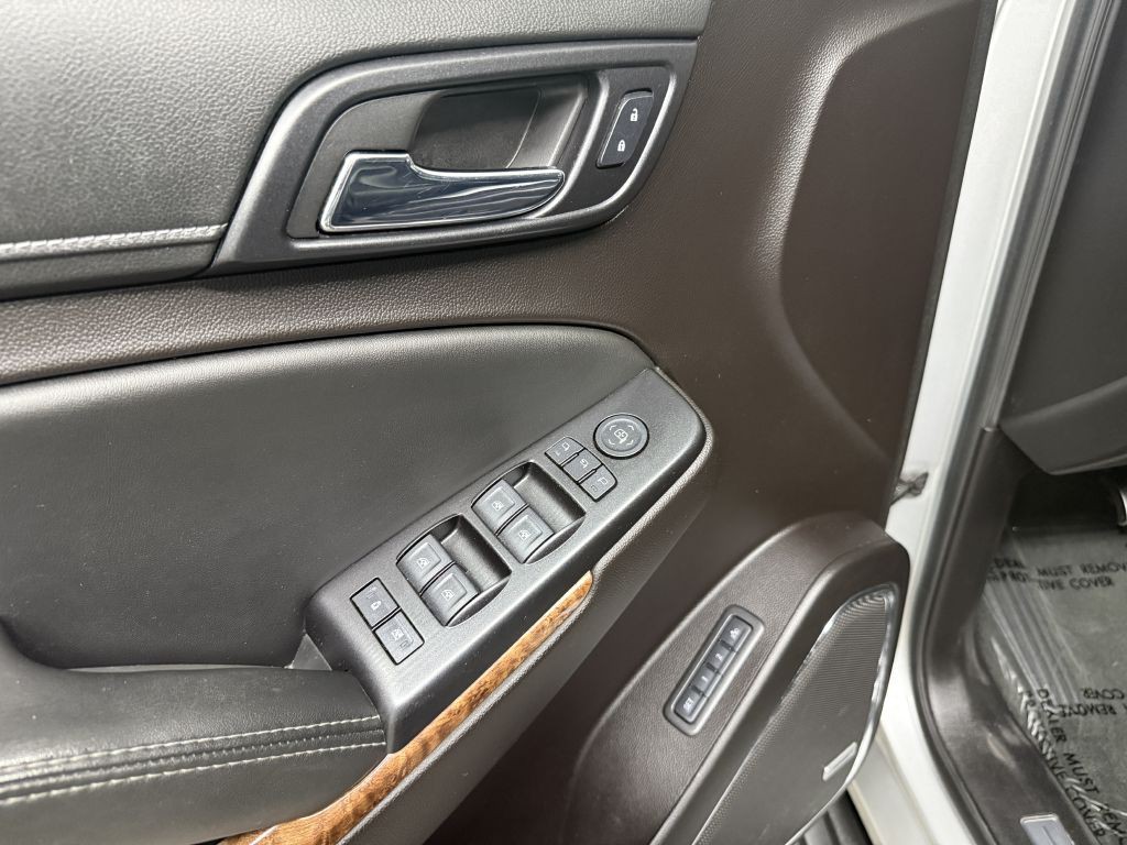 2016 Chevrolet Suburban Image 26