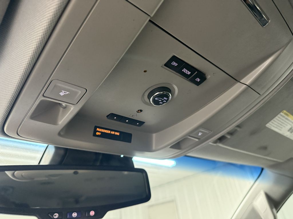 2016 Chevrolet Suburban Image 20