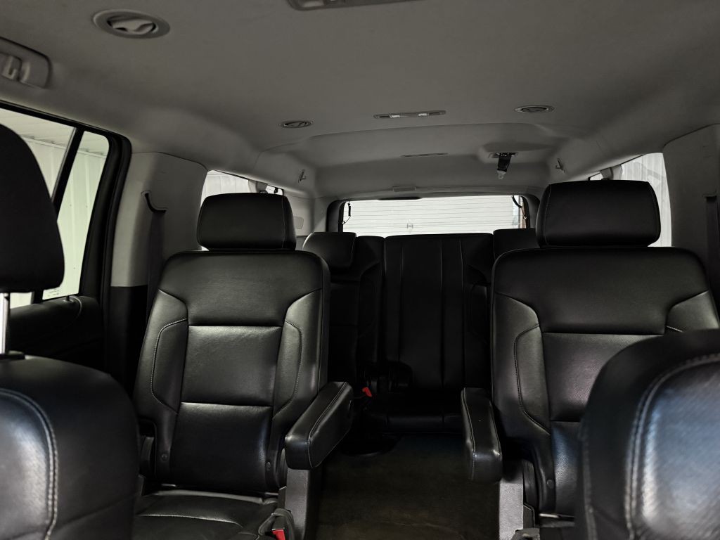 2016 Chevrolet Suburban Image 22