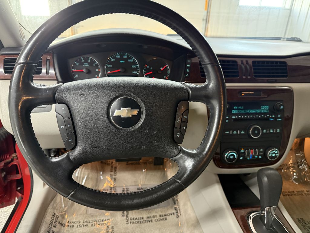 2010 Chevrolet Impala Image 18
