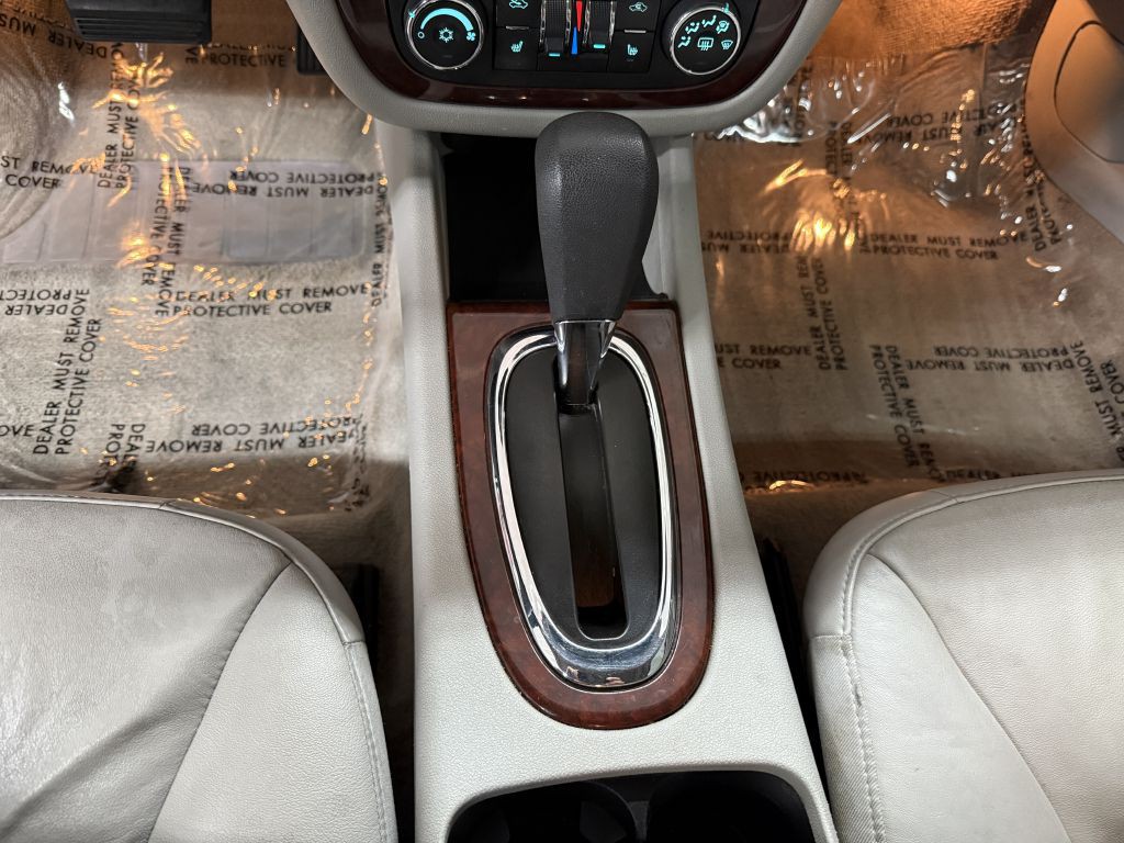 2010 Chevrolet Impala Image 20