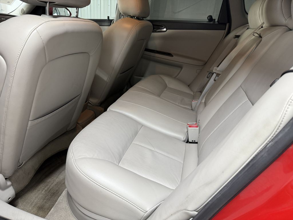 2010 Chevrolet Impala Image 29