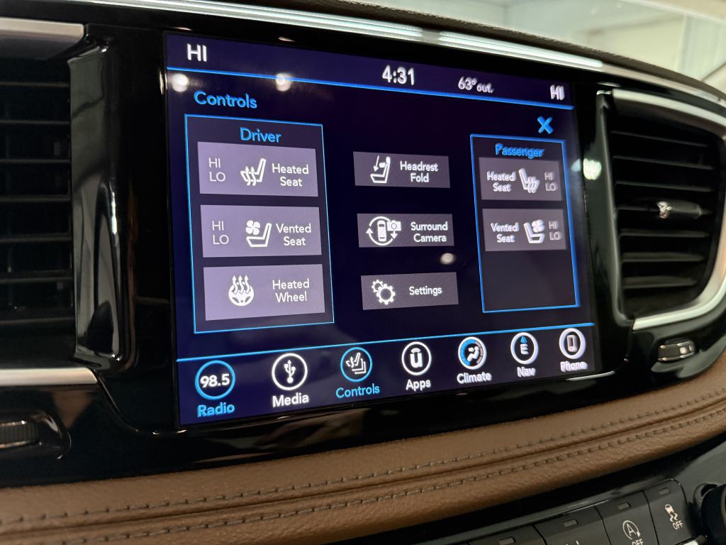 2018 Chrysler Pacifica Image 19