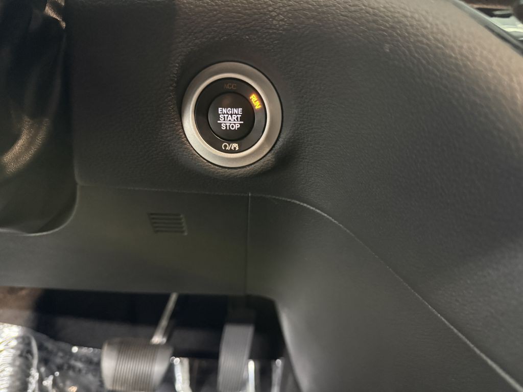 2018 Chrysler Pacifica Image 22
