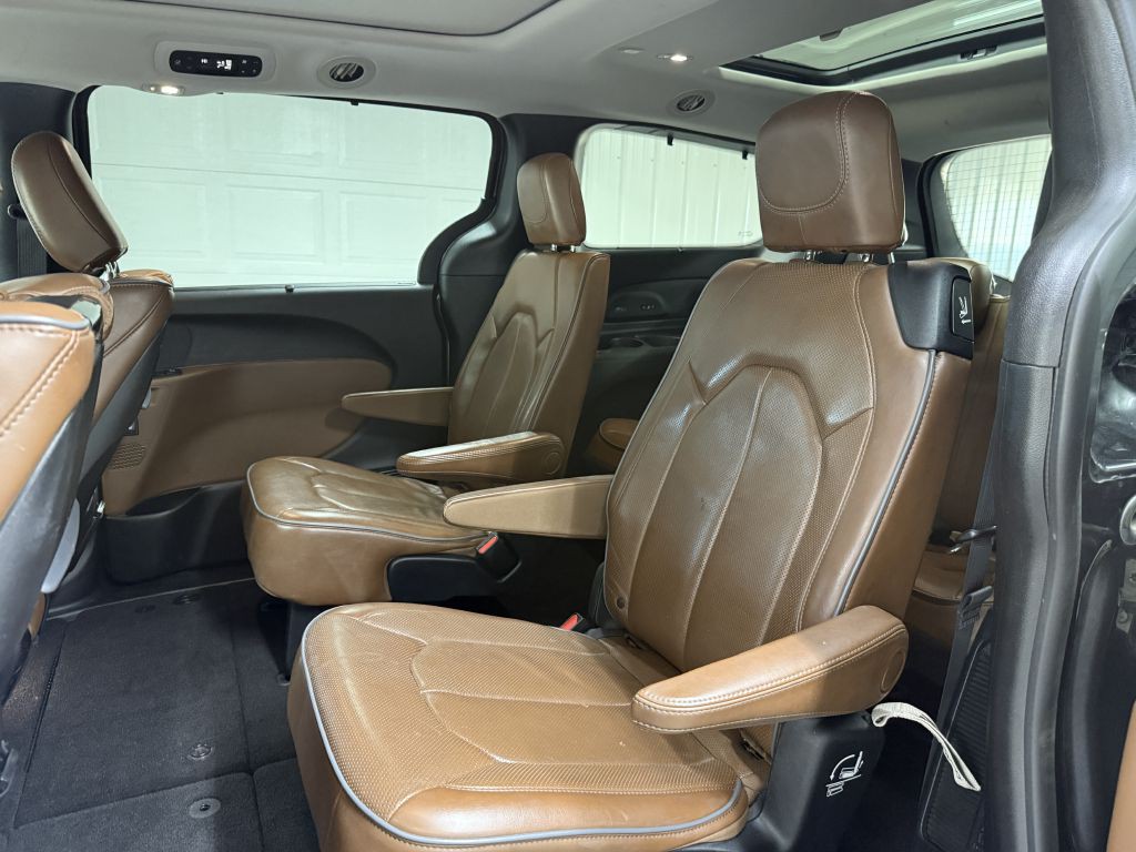 2018 Chrysler Pacifica Image 26