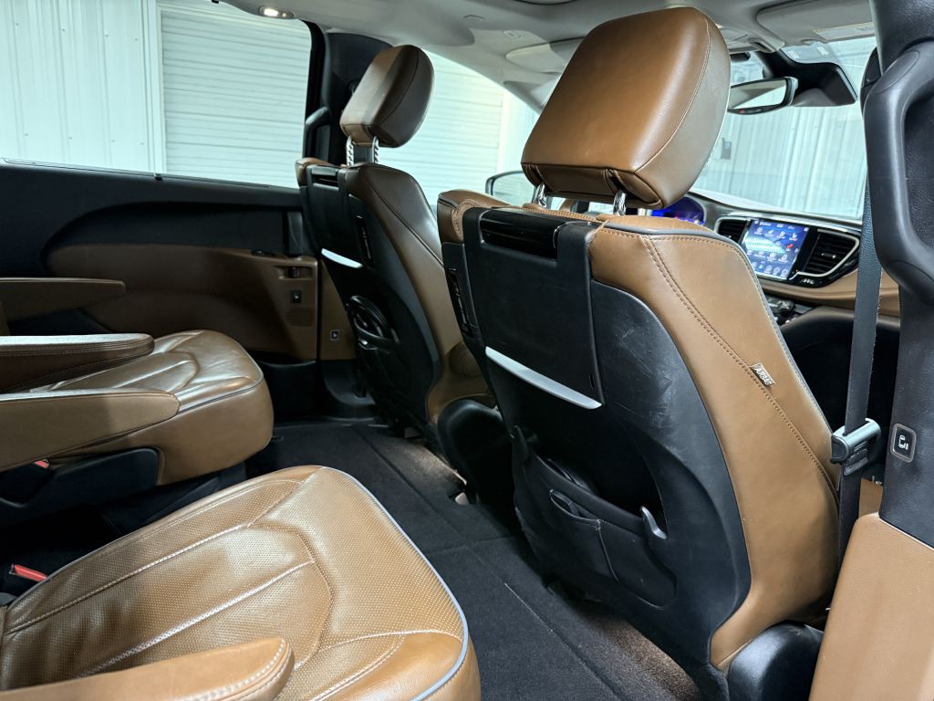 2018 Chrysler Pacifica Image 36