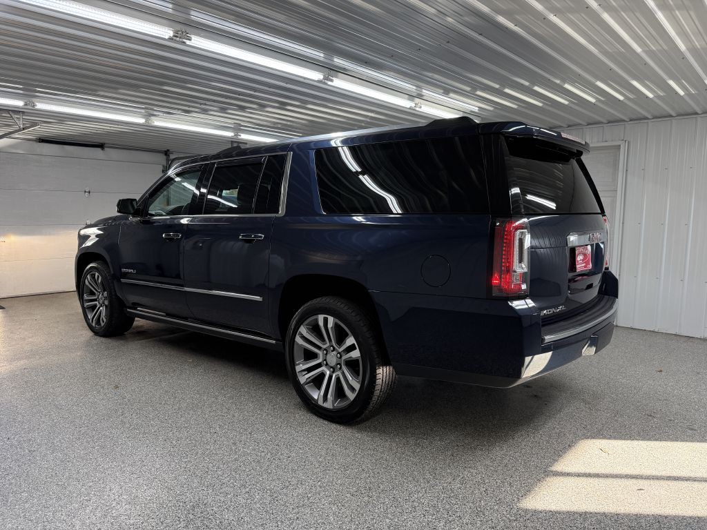 2017 GMC Yukon Image 4