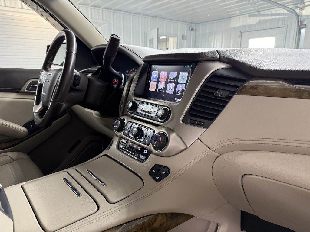 2017 GMC Yukon Image 40