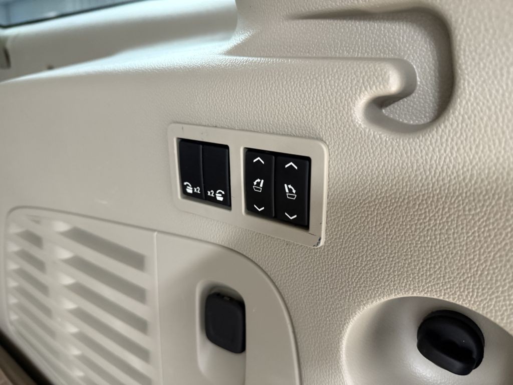 2017 GMC Yukon Image 36