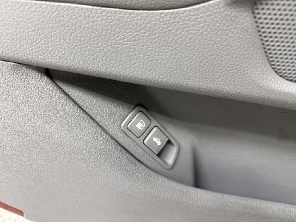 2013 Kia Optima Image 23