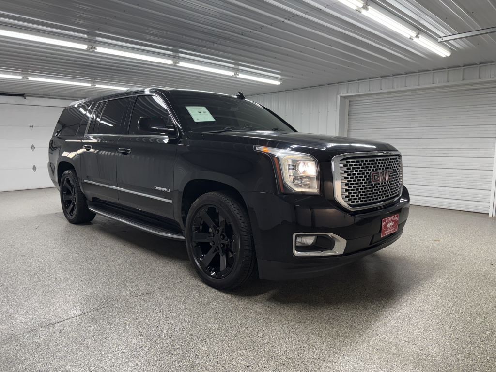 2017 GMC Yukon Image 1