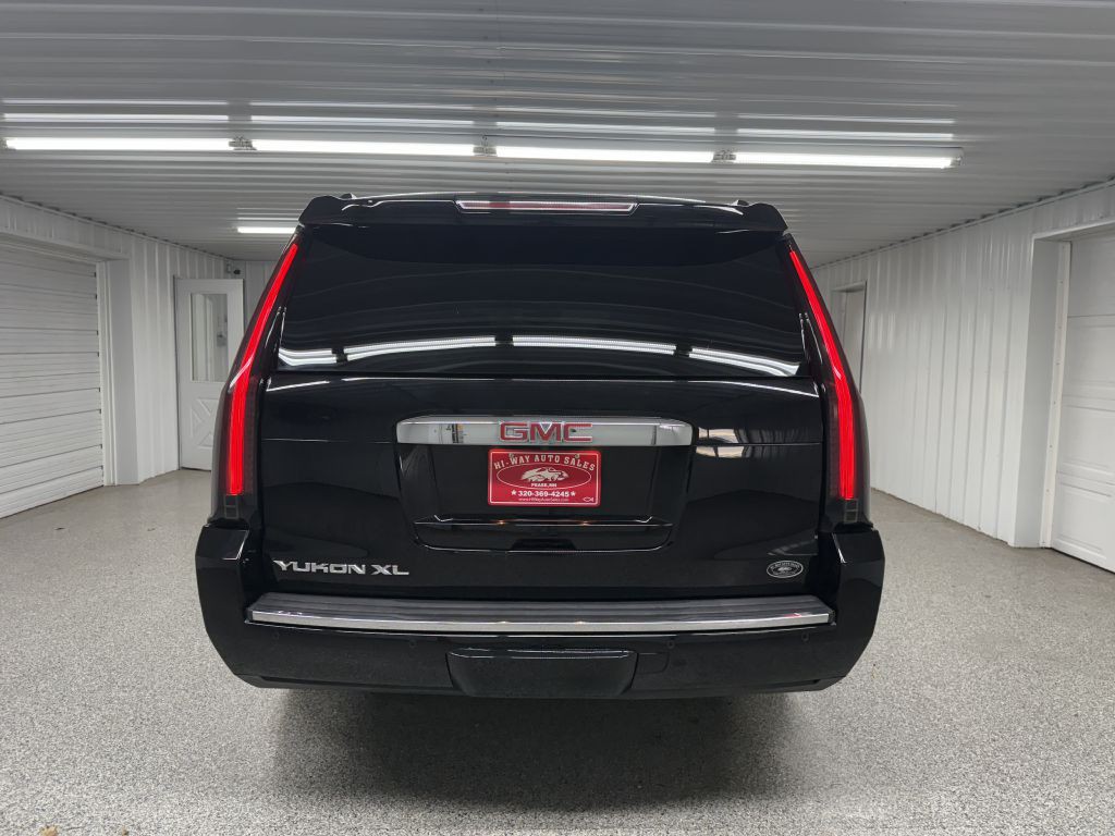 2017 GMC Yukon Image 5