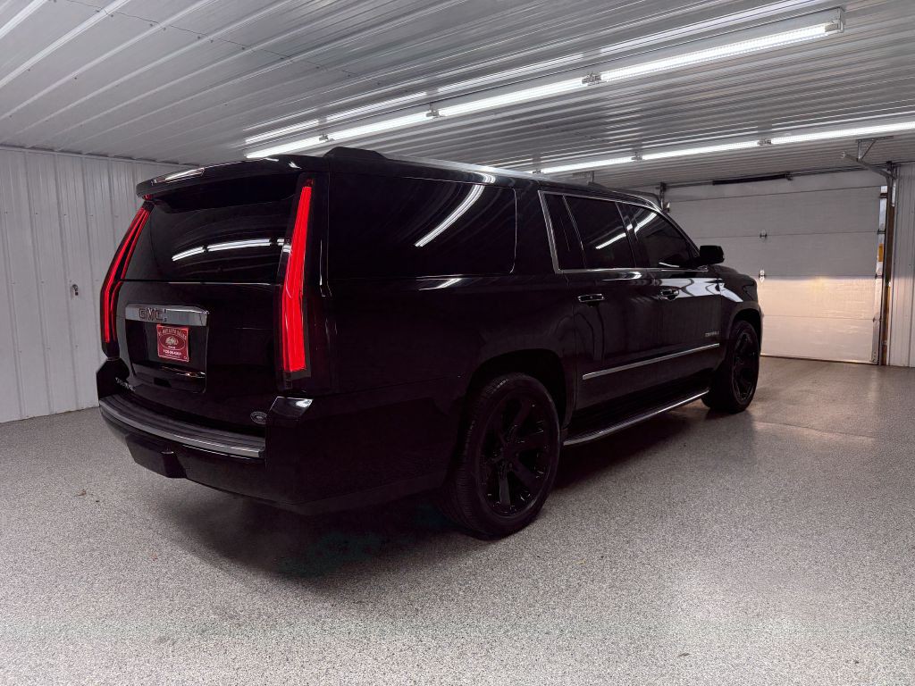 2017 GMC Yukon Image 6