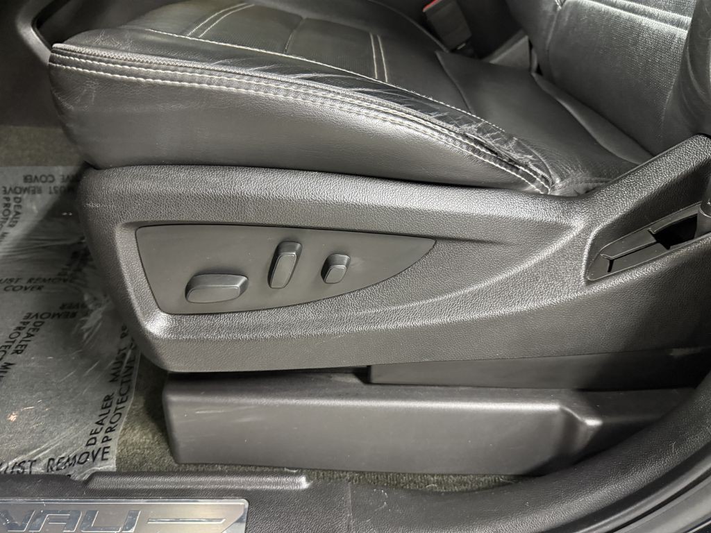 2017 GMC Yukon Image 12