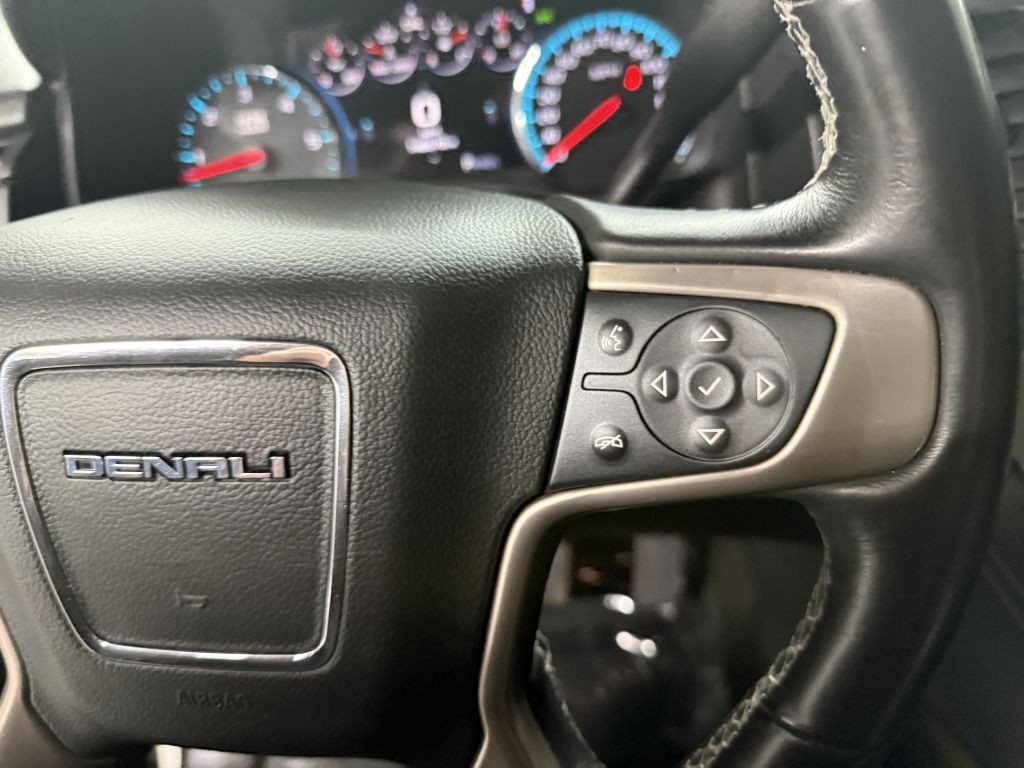 2017 GMC Yukon Image 18