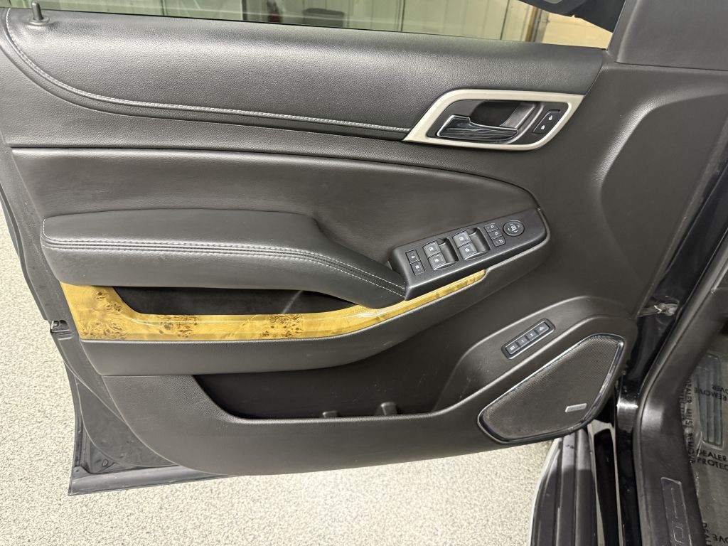 2017 GMC Yukon Image 25