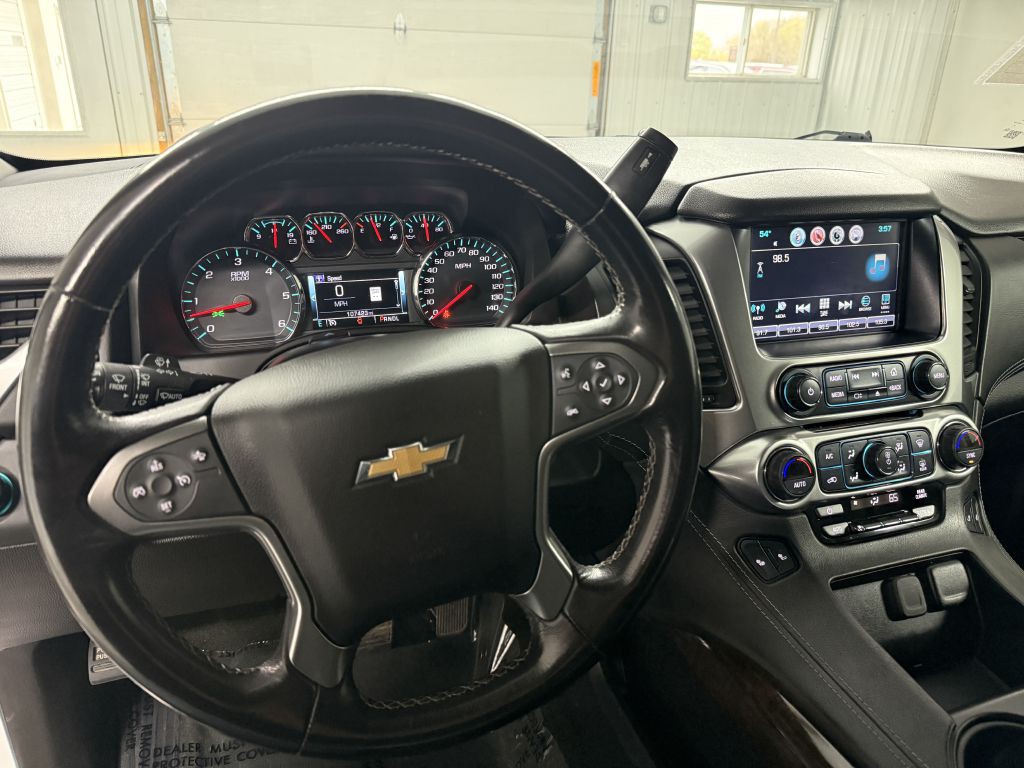 2018 Chevrolet Suburban Image 16