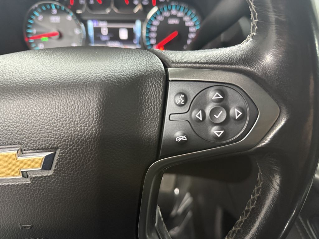 2018 Chevrolet Suburban Image 18