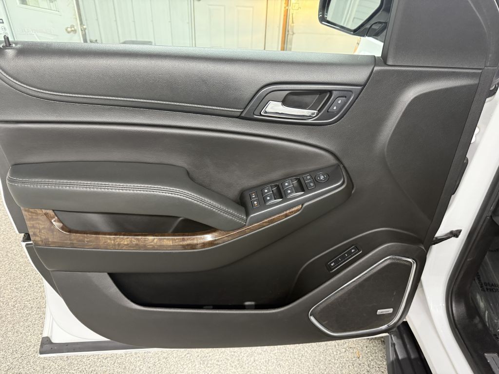 2018 Chevrolet Suburban Image 25