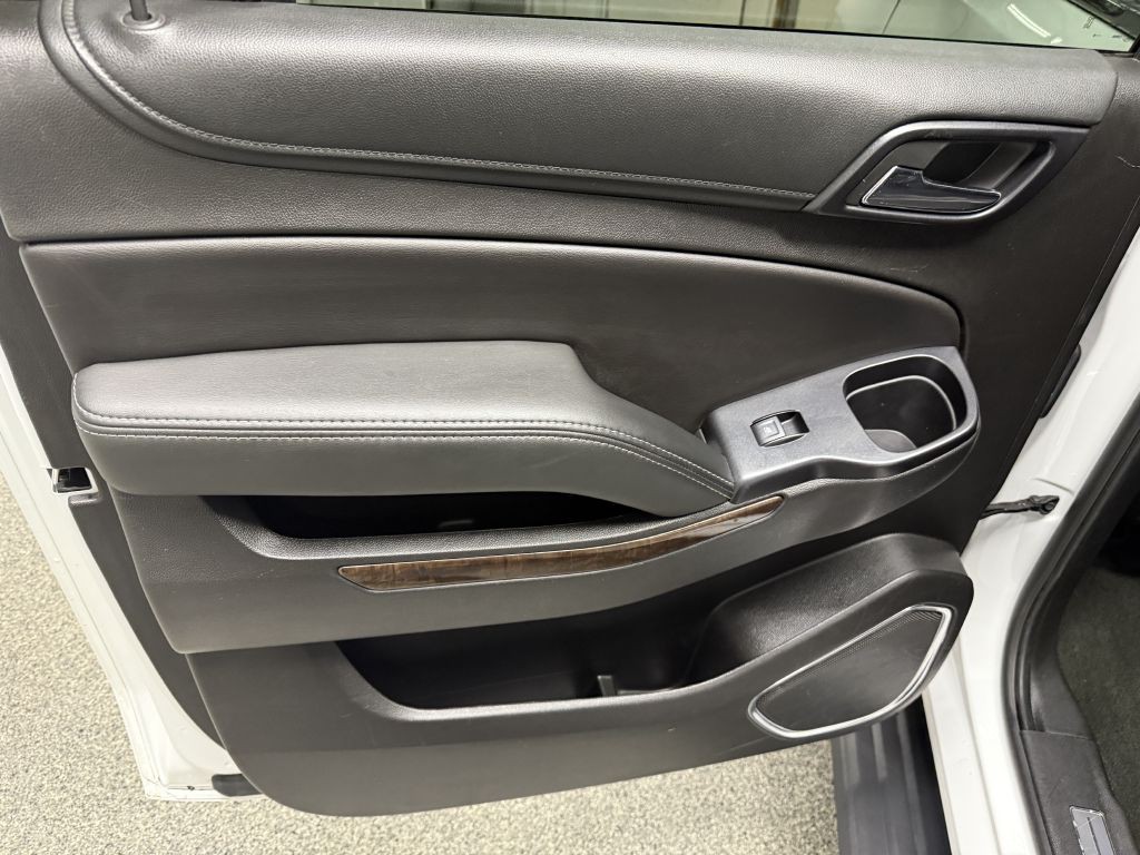 2018 Chevrolet Suburban Image 31
