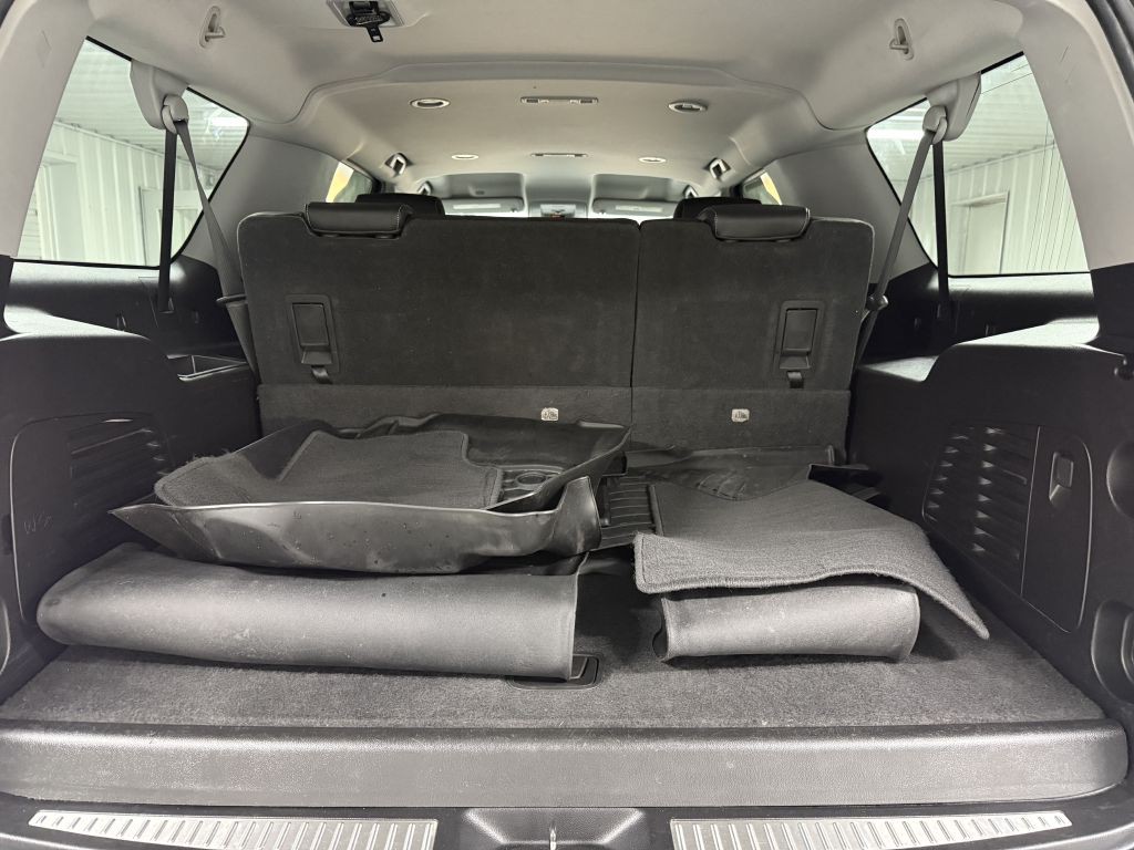 2018 Chevrolet Suburban Image 32