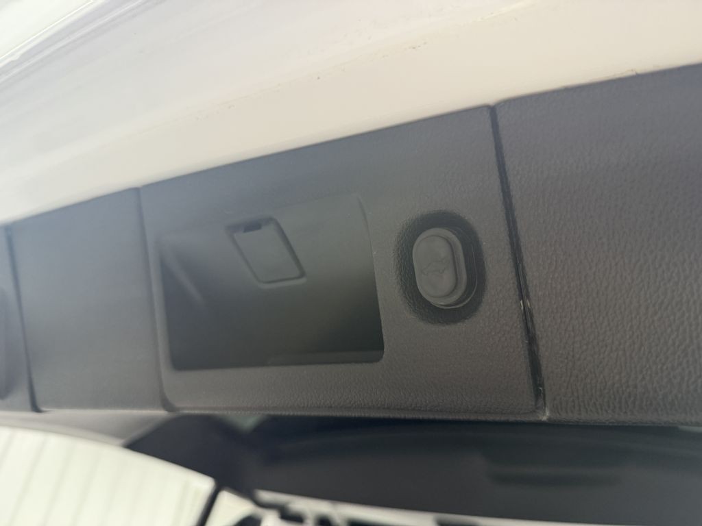 2018 Chevrolet Suburban Image 33