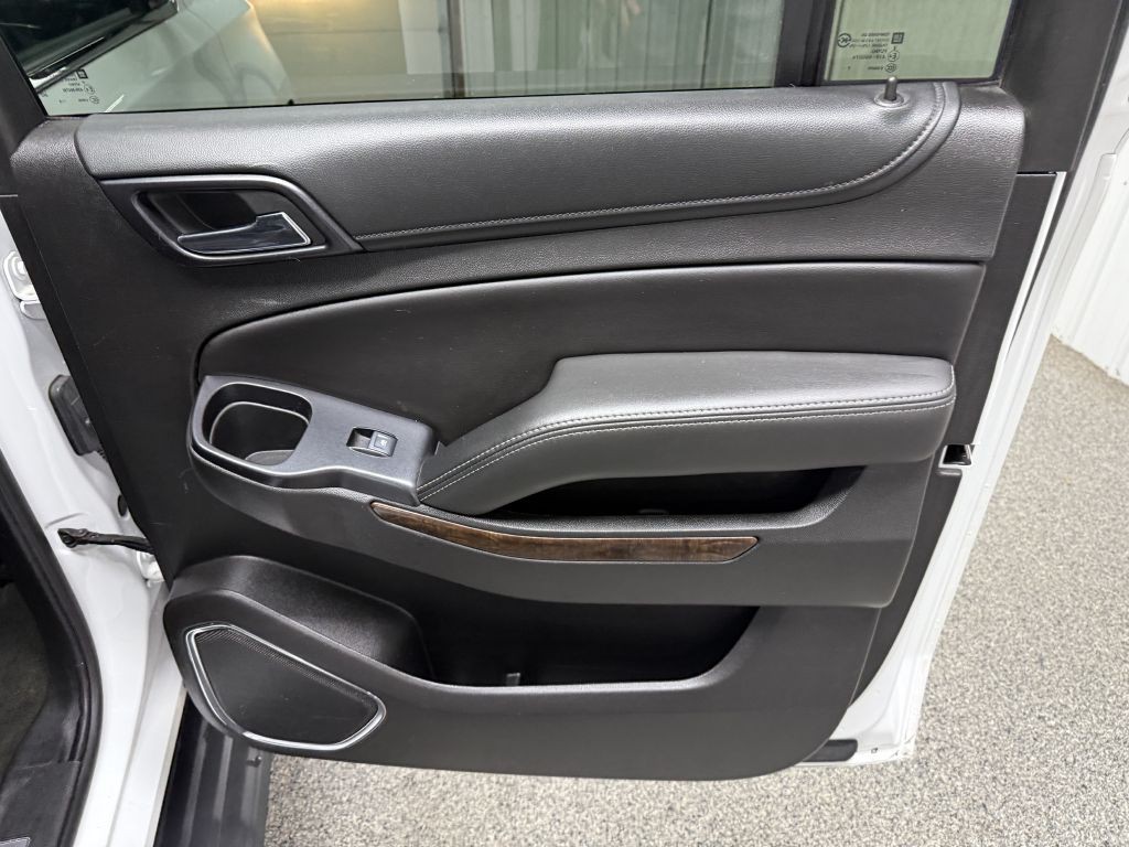 2018 Chevrolet Suburban Image 37