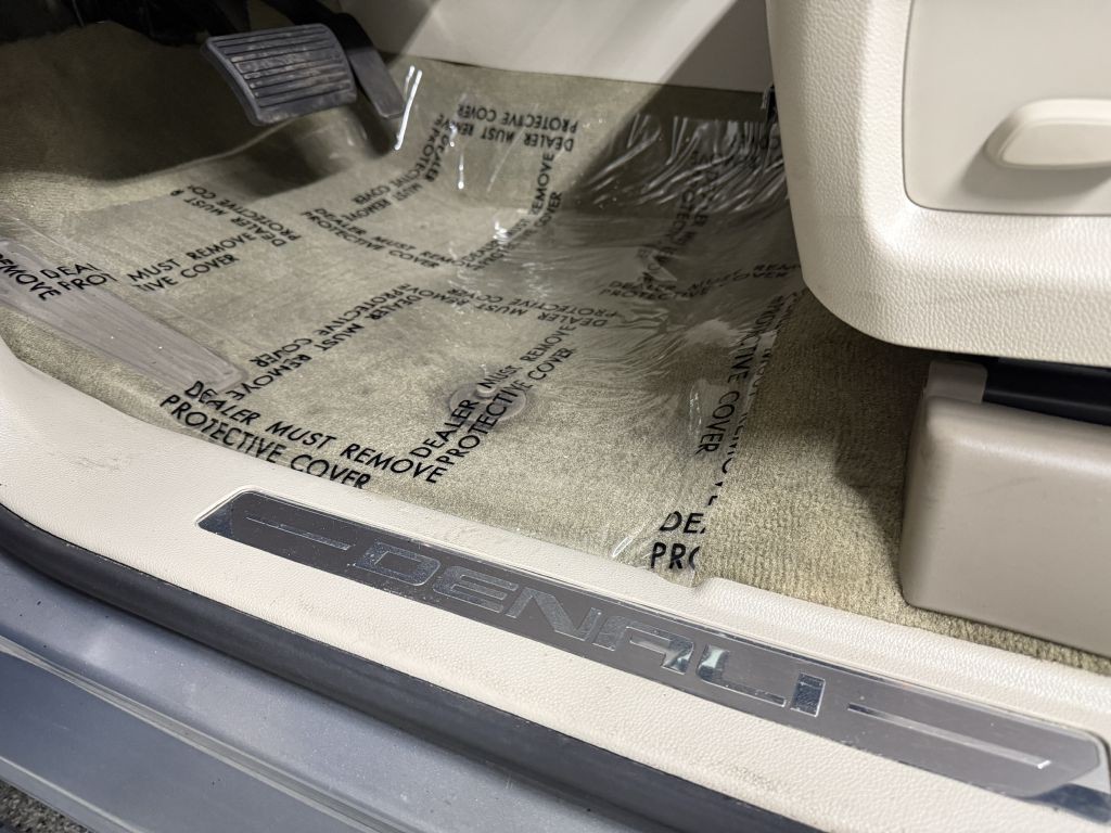 2019 GMC Yukon Image 14